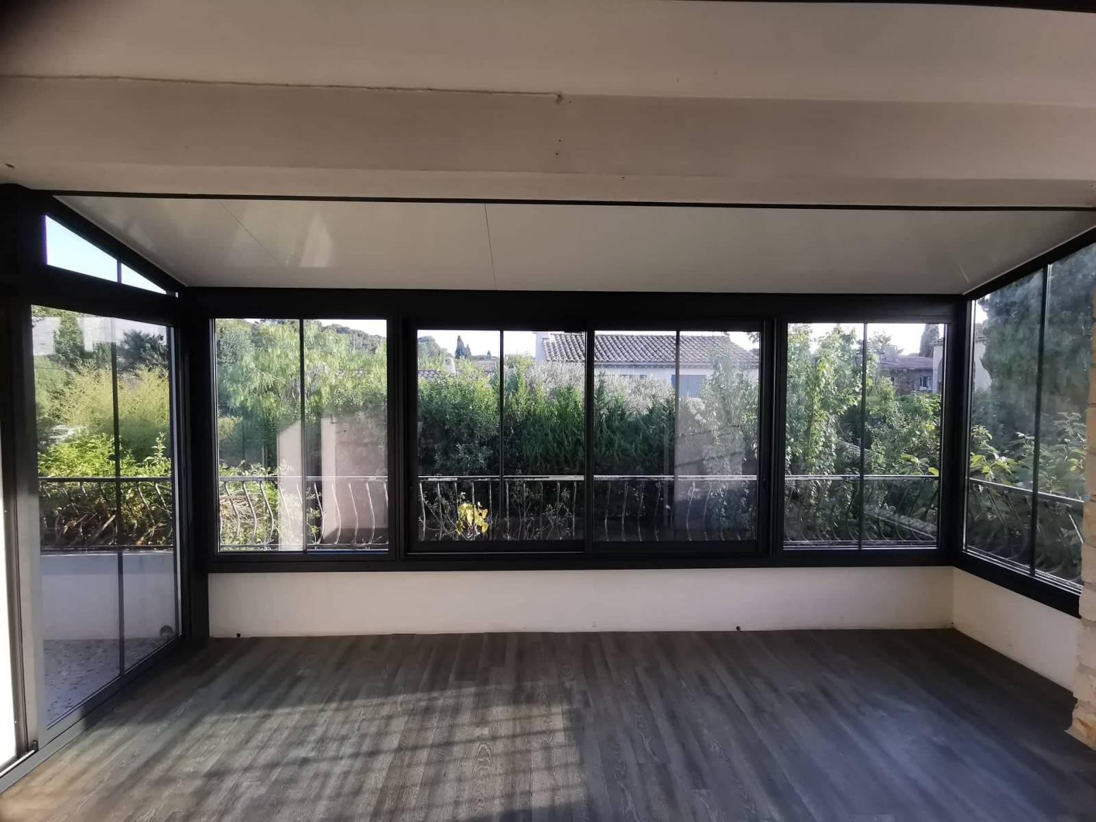 véranda aluminium la garde