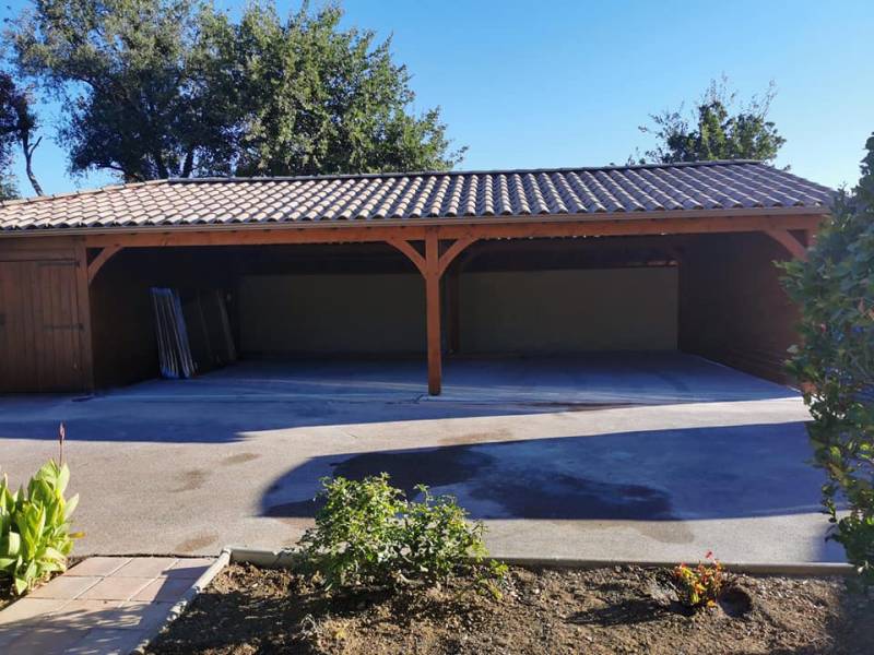 Création d'une fermeture par menuiserie coulissante en aluminium sur mesure imitation chêne doré  HYERES, CARQUEIRANNE, TOULON