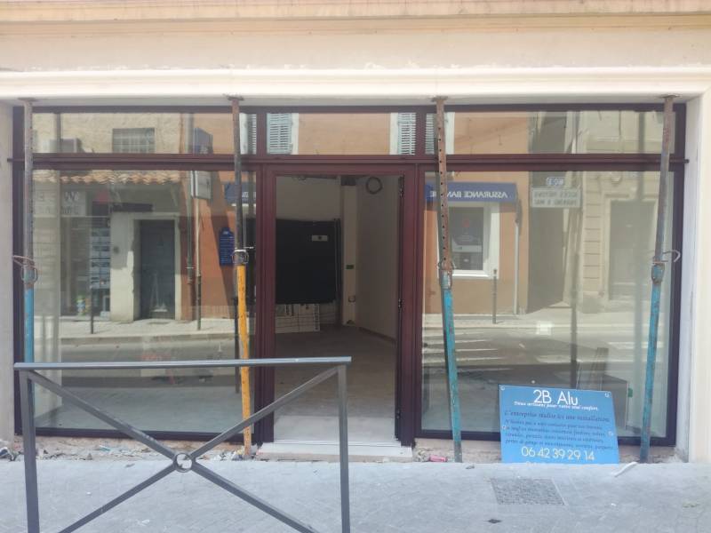 Devanture en aluminium - Vue extérieur