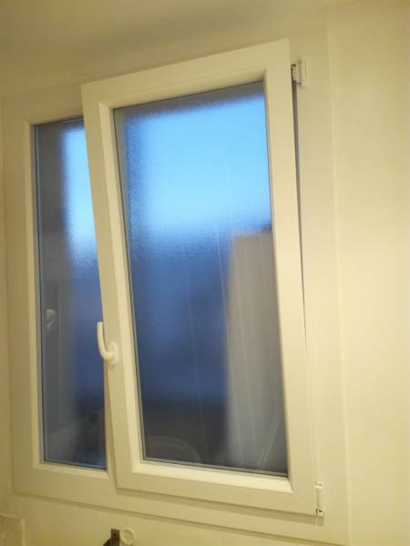 Remplacement d'une fenêtre PVC à La Crau