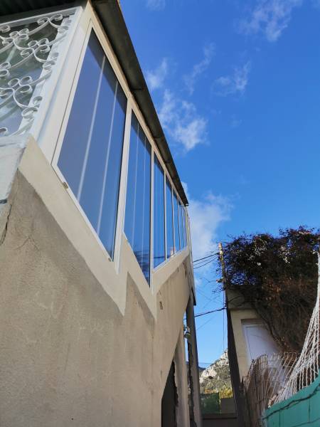 Montée escalier type loggia à TOULON